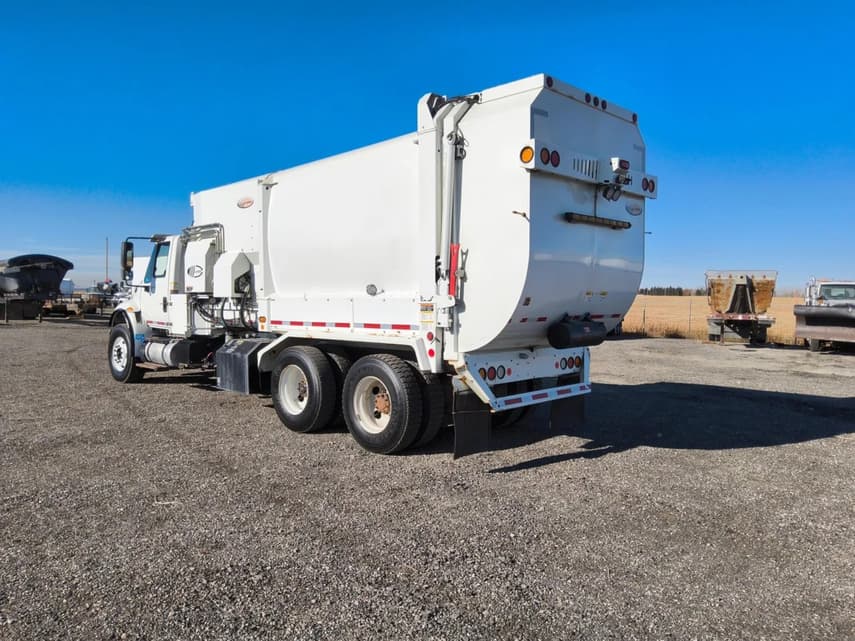2018 International WORKSTAR 7400 - 3
