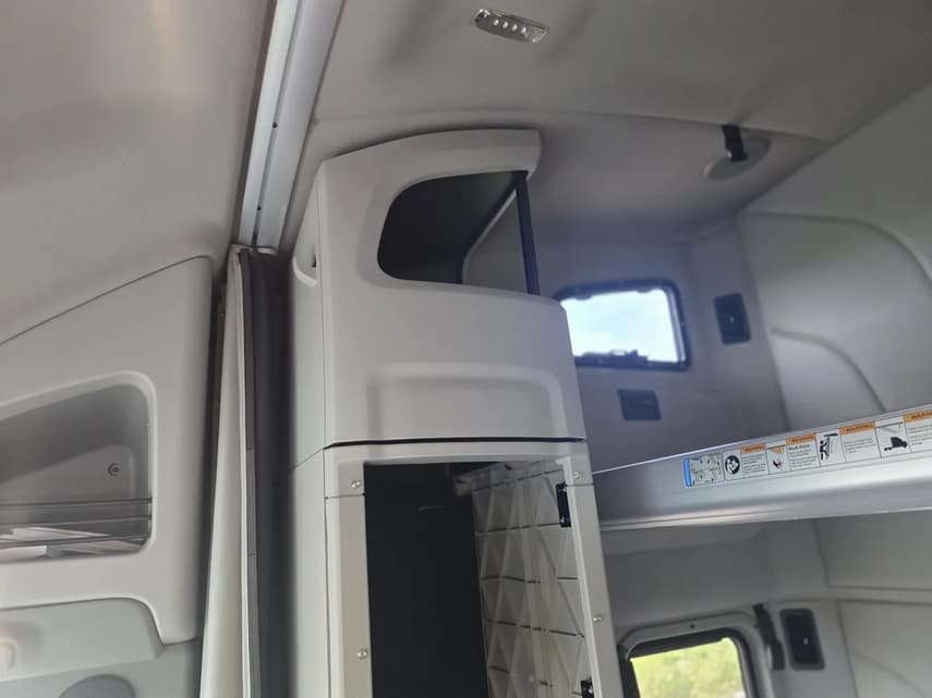 2020 Peterbilt 579 - 14