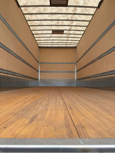 2025 Freightliner BUSINESS CLASS M2 106 - 15