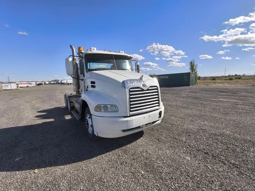 2007 Mack VISION CX613 - 7