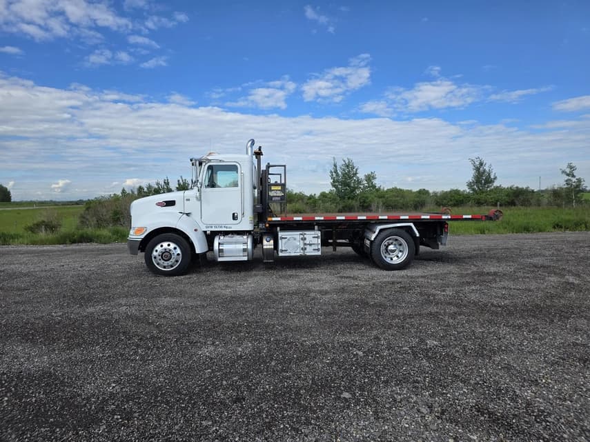 2021 Peterbilt 337 - 1