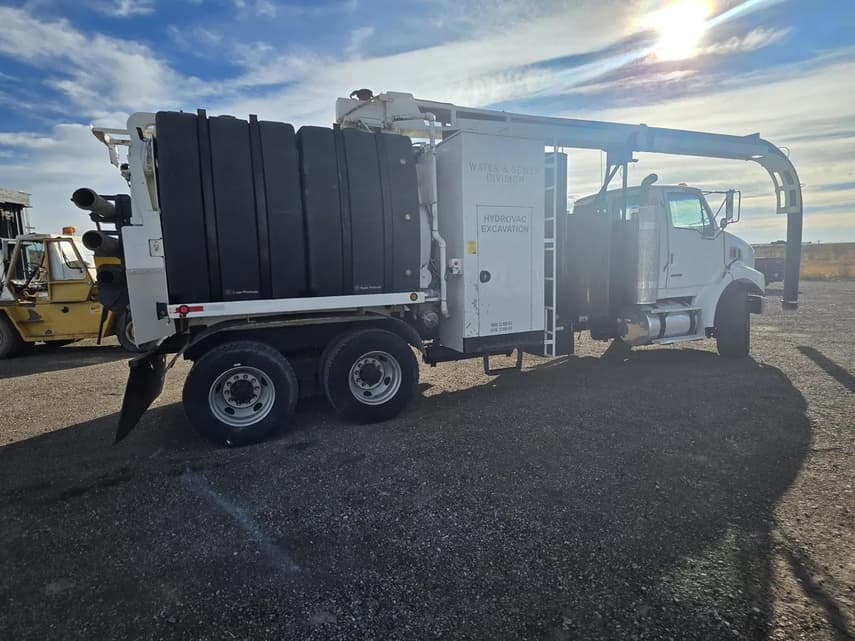 2009 Sterling L9500 - 5