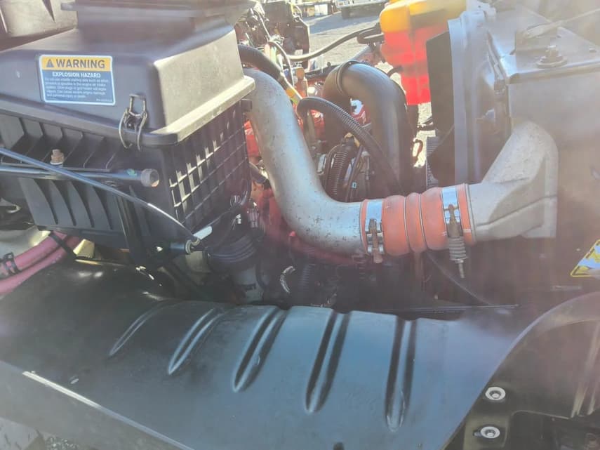 2018 International WORKSTAR 7400 - 30