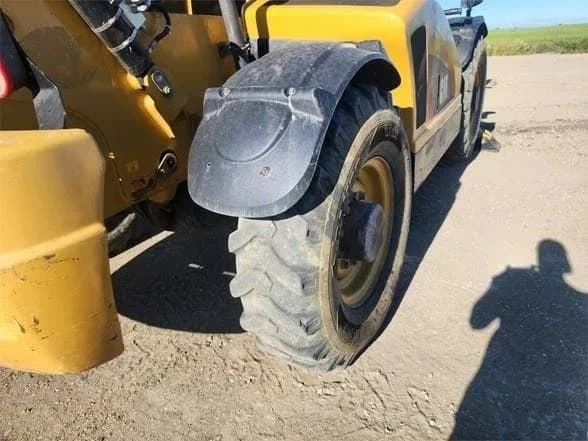 2013 Caterpillar TH514C - 11
