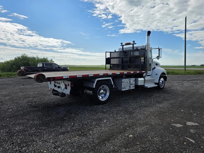 2021 Peterbilt 337 - 35