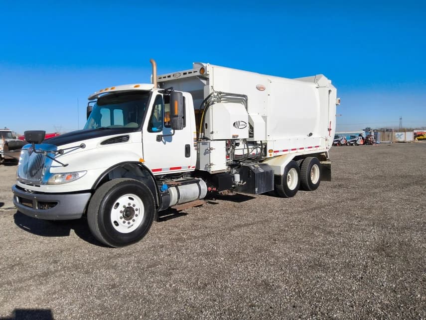 2018 International WORKSTAR 7400 - 1