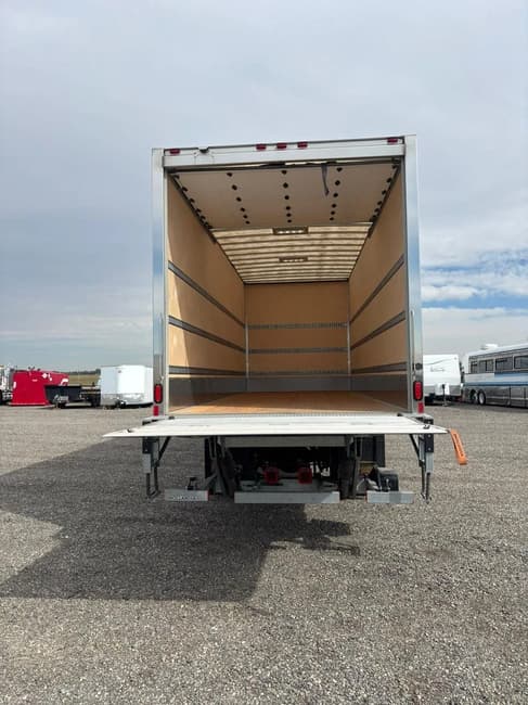 2025 Freightliner BUSINESS CLASS M2 106 - 9