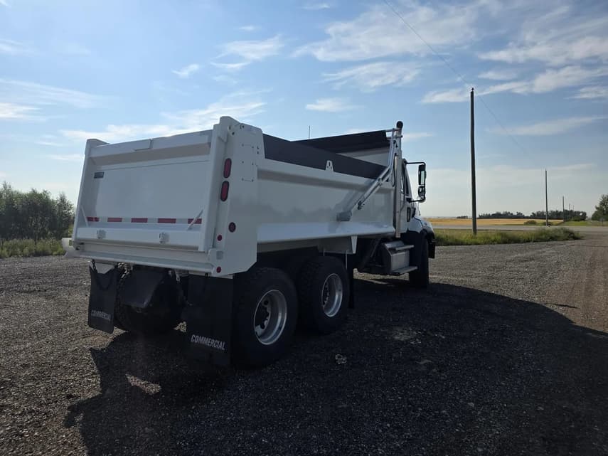 2025 Freightliner 114SD - 5