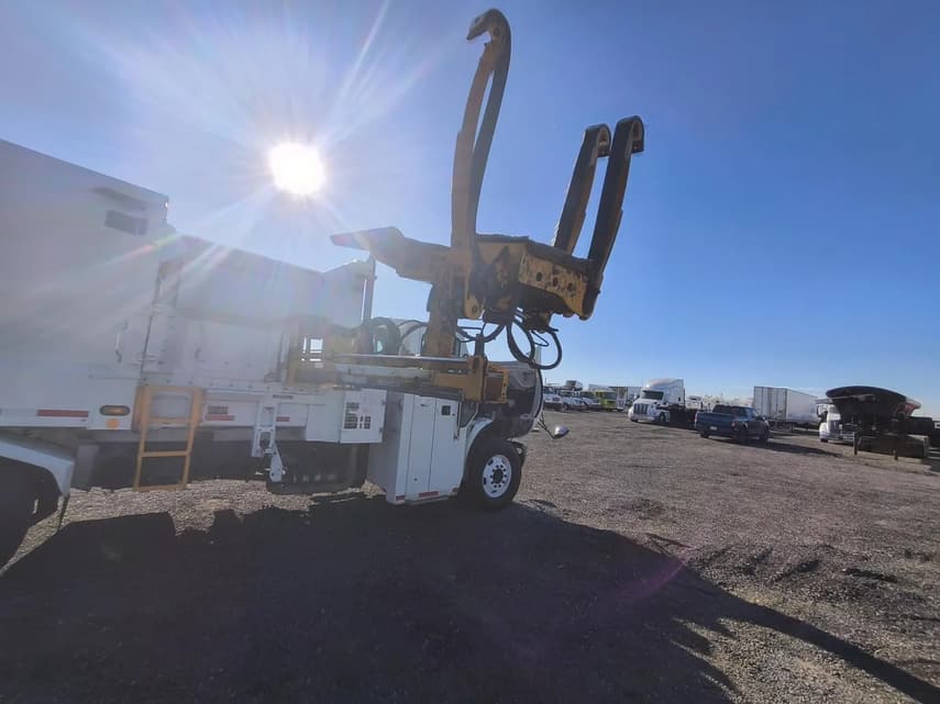 2018 International WORKSTAR 7400 - 11
