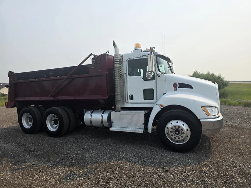 2008 Kenworth T370 - 32