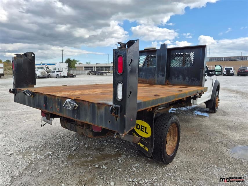 2017 Ford F-550 Super Duty - 8