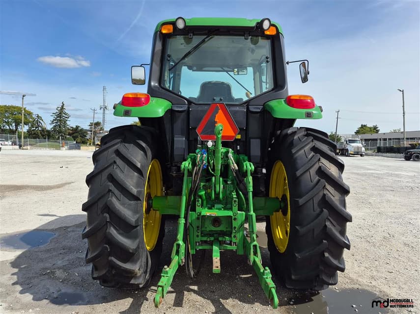 2016 John Deere 6130M - 7