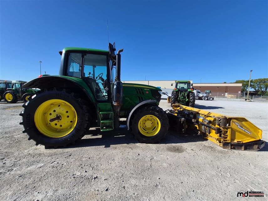 2019 John Deere 6110M - 8