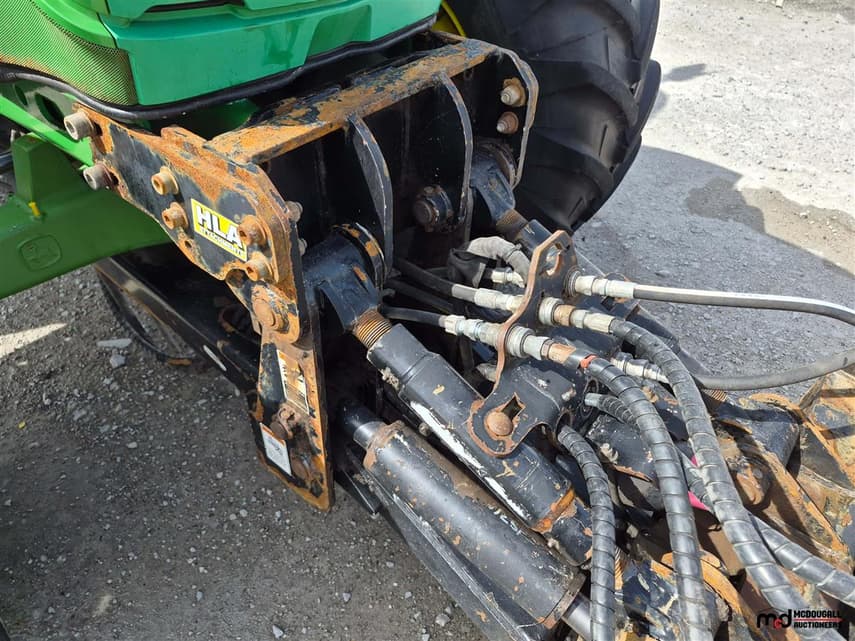 2016 John Deere 6130M - 16