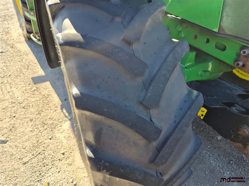 2019 John Deere 6110M - 10