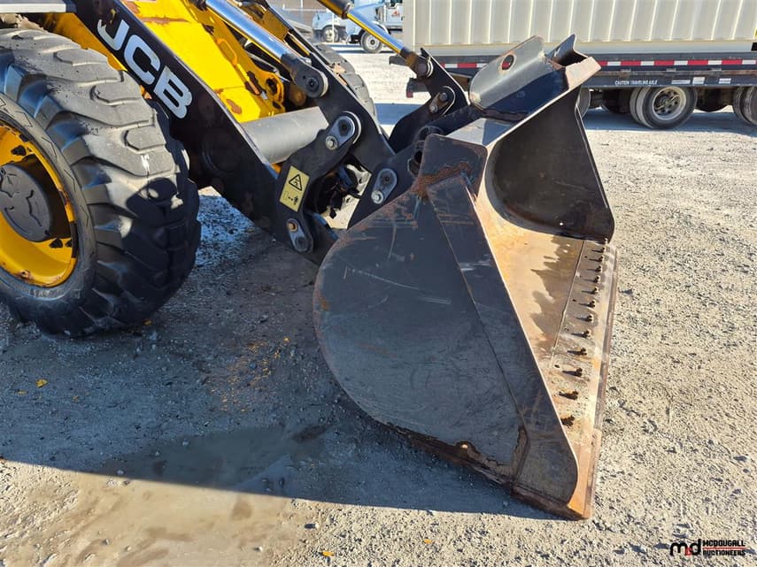 2015 JCB 417 T4 - 2