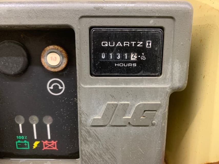 2020 JLG 3246ES - 16
