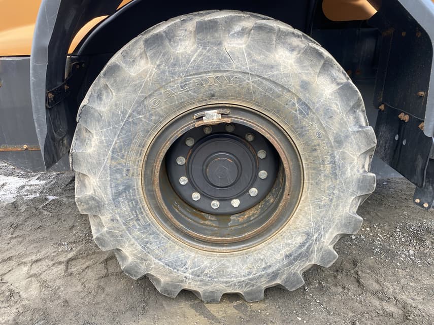 2021 Case 721G - 19