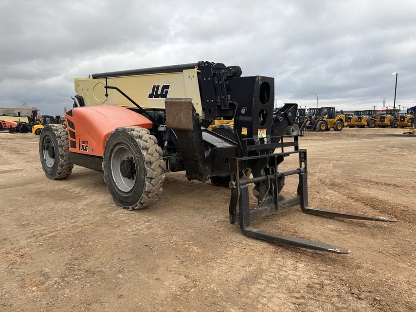 2021 JLG 1055 - 2