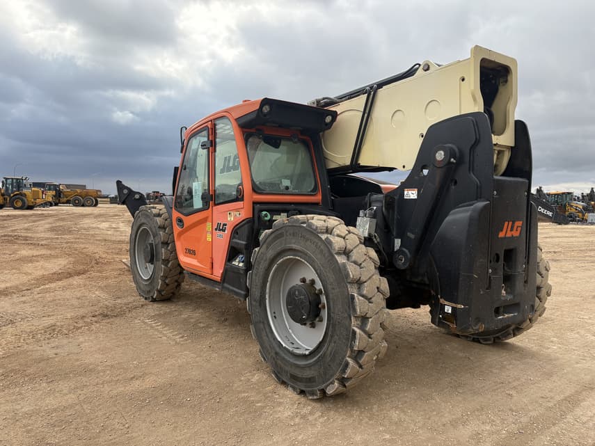 2021 JLG 1055 - 4