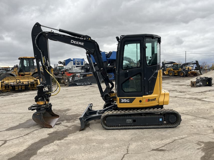 2023 John Deere 35G - 8