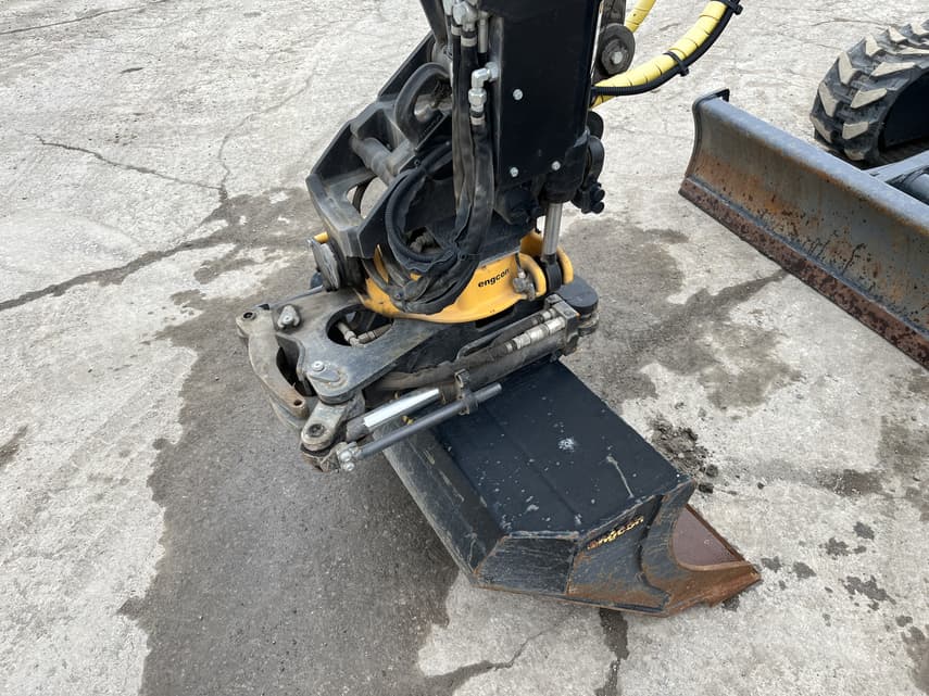 2023 John Deere 35G - 14
