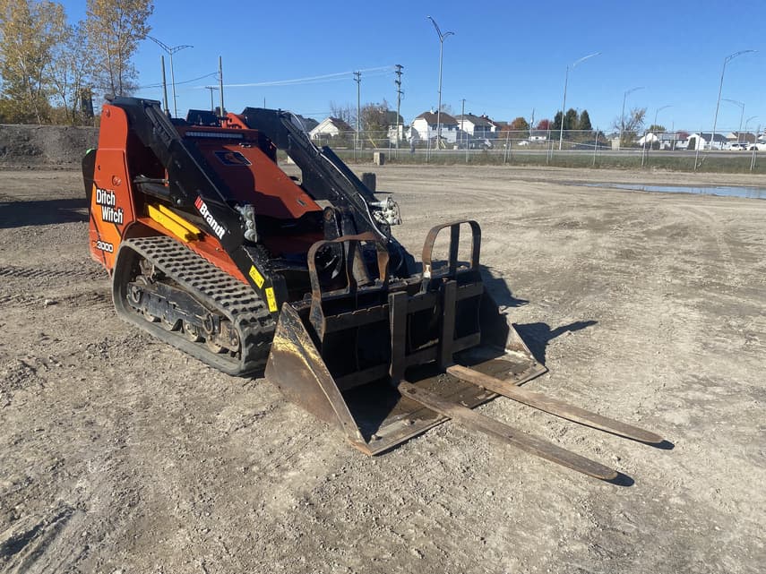 2023 Ditch Witch SK3000 - 3