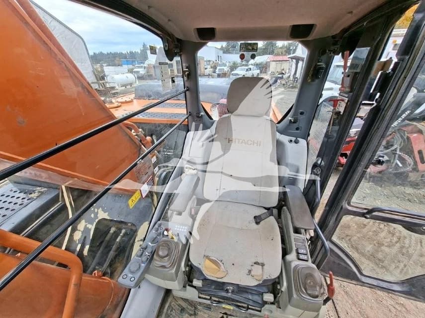 2013 Hitachi ZX290LC-5N - 9