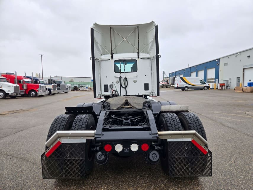 2022 Kenworth T680 - 6