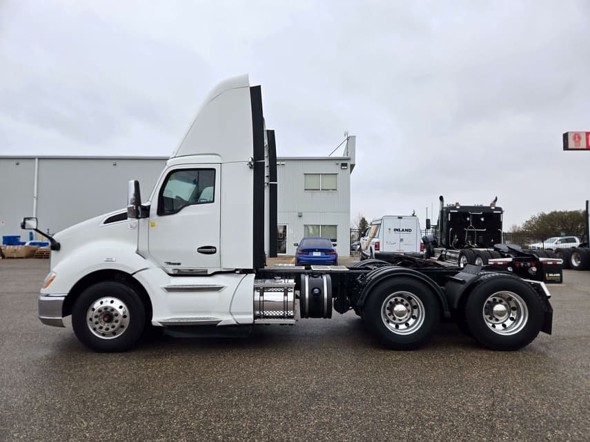 2022 Kenworth T680 - 8