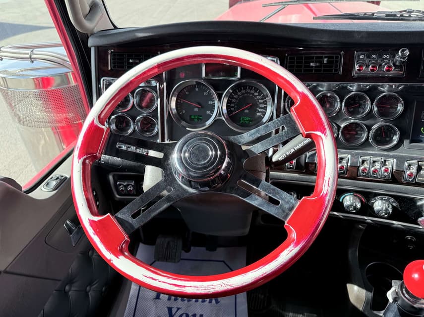 2024 Kenworth W900 - 12