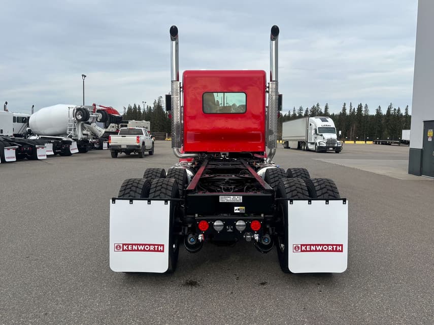 2027 Kenworth W900 - 4