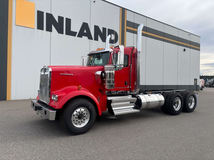 2027 Kenworth W900 - 1