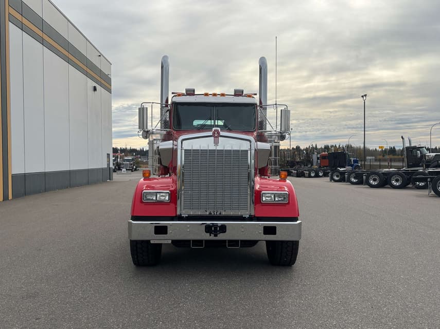 2027 Kenworth W900 - 8