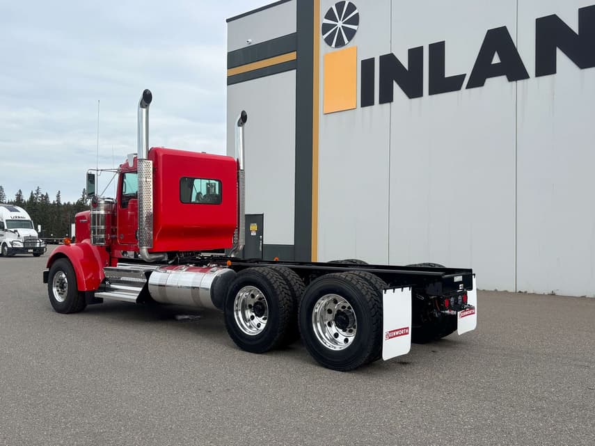 2027 Kenworth W900 - 3