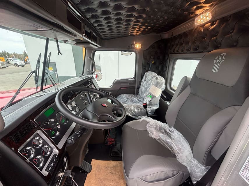 2027 Kenworth W900 - 9