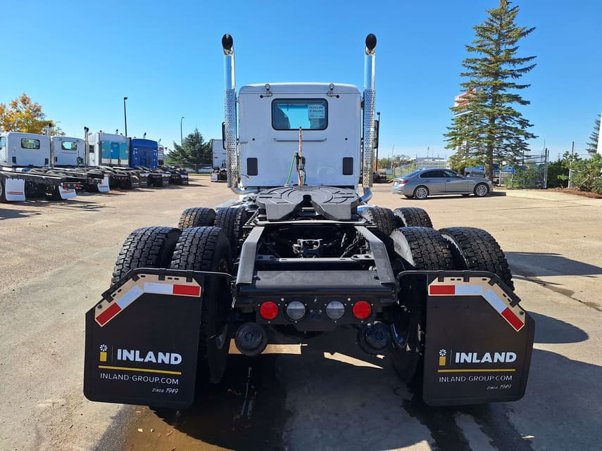 2027 Kenworth T880 - 4