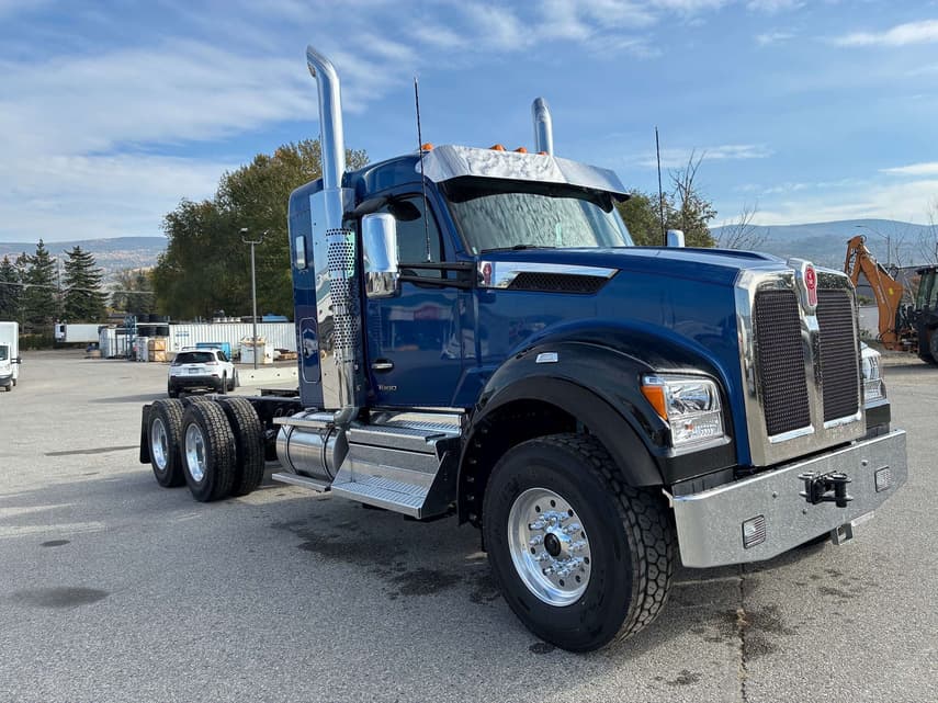 2027 Kenworth T880 - 7