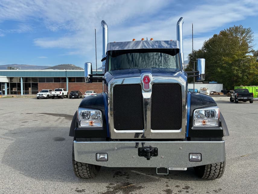 2027 Kenworth T880 - 8