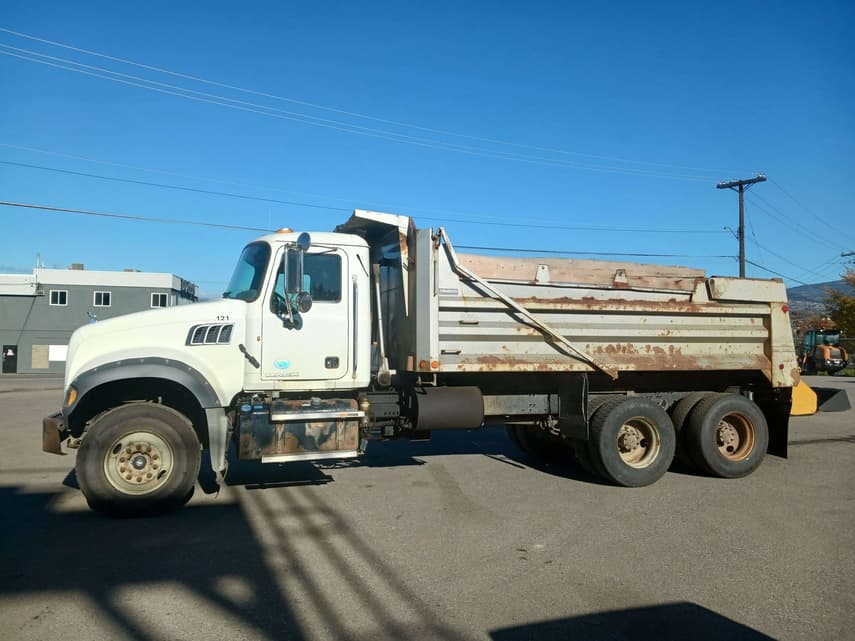 2013 Mack Granite - 2