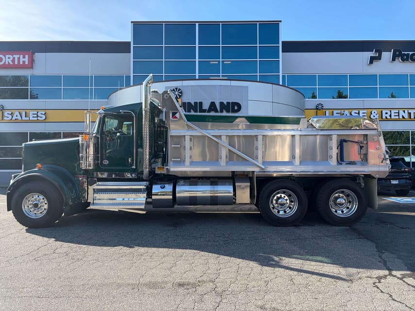 2027 Kenworth W900 - 3