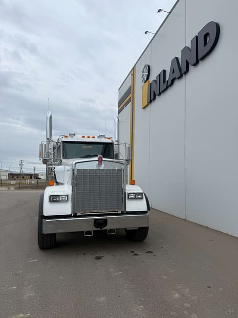2027 Kenworth W900 - 2