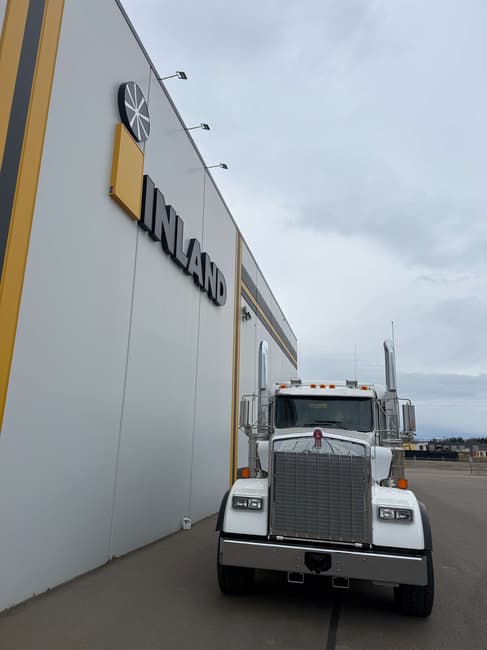 2027 Kenworth W900 - 4