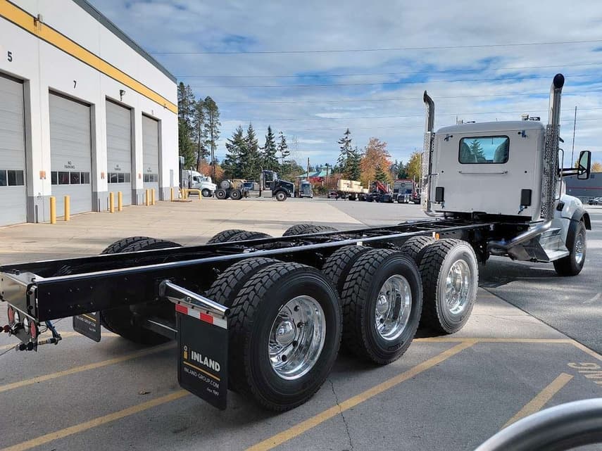 2027 Kenworth T880 - 5