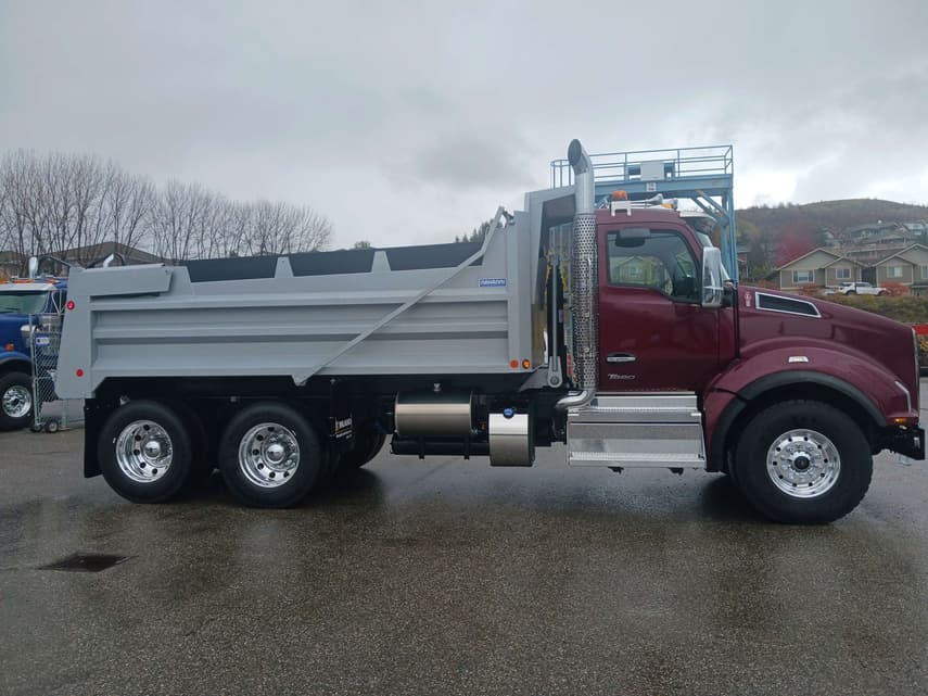 2027 Kenworth T880 - 7
