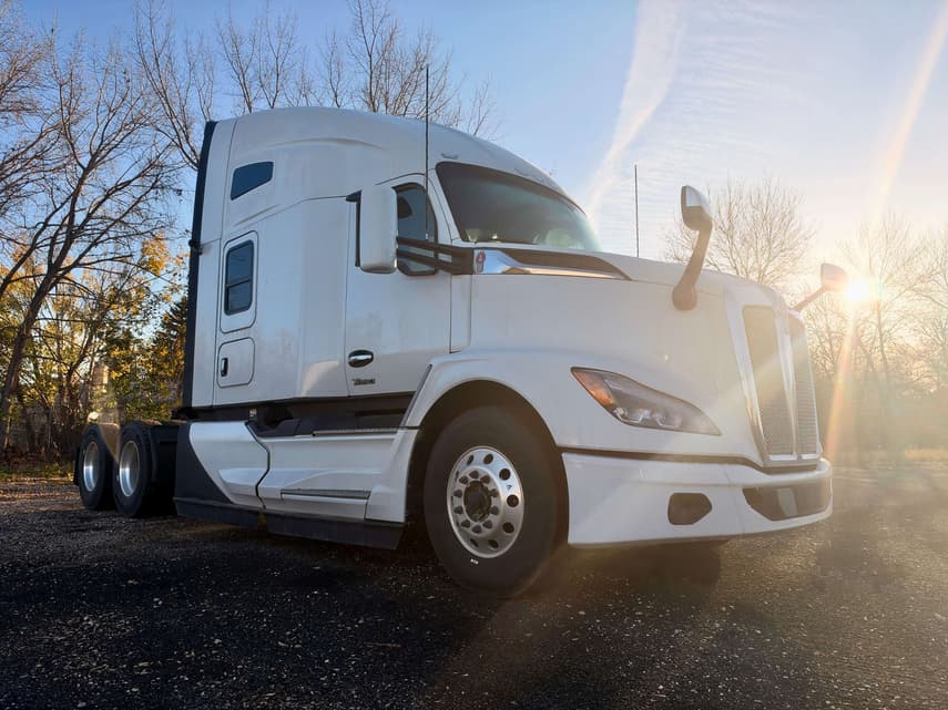 2027 Kenworth T680 - 2