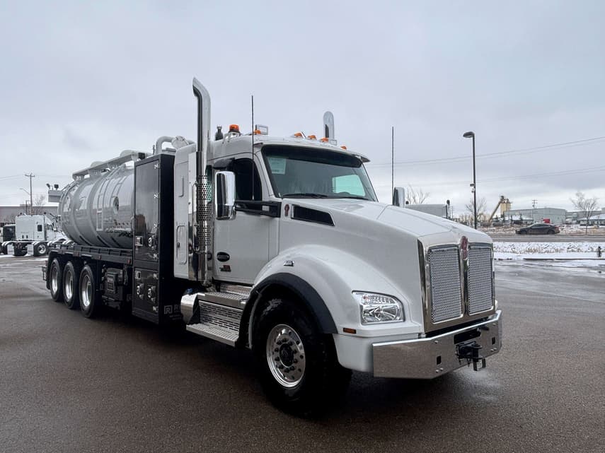 2027 Kenworth T880 - 7