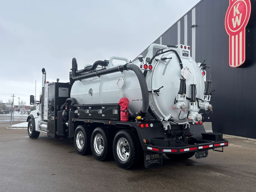 2027 Kenworth T880 - 3
