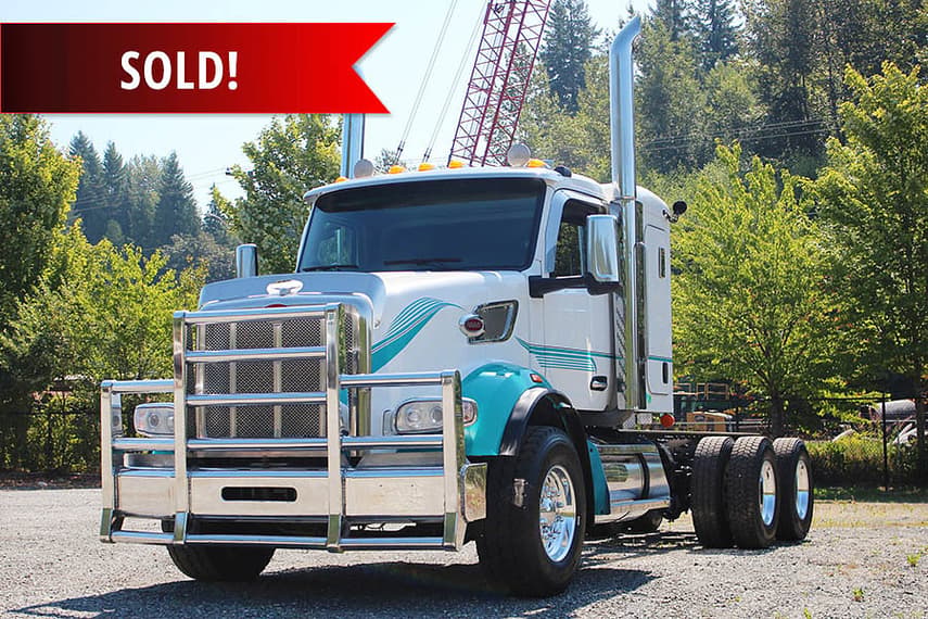 2023 Peterbilt 567 - 1