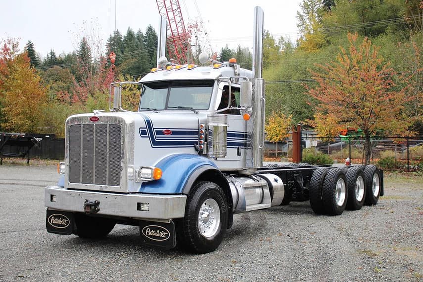 2022 Peterbilt - 2